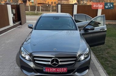 Седан Mercedes-Benz C-Class 2018 в Львові