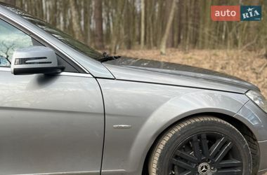 Універсал Mercedes-Benz C-Class 2008 в Костопілі