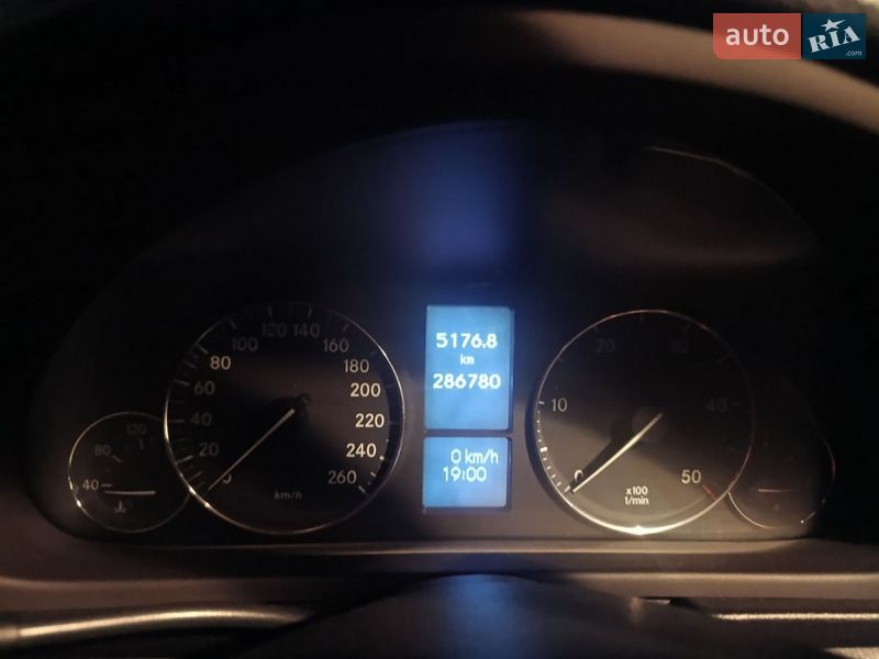 Седан Mercedes-Benz C-Class 2005 в Теребовле фото 13 Седан Mercedes-Benz C-Class 2005 в Теребовле