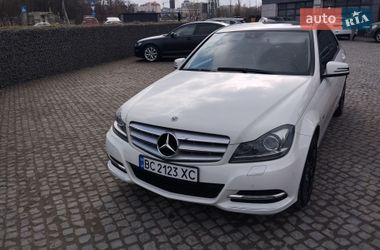 Седан Mercedes-Benz C-Class 2012 в Львове