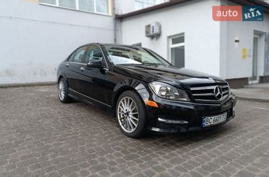 Седан Mercedes-Benz C-Class 2012 в Львове