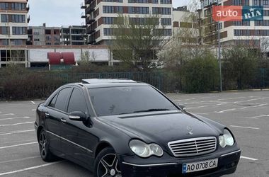 Седан Mercedes-Benz C-Class 2003 в Ужгороде