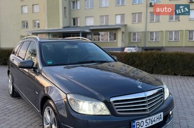 Универсал Mercedes-Benz C-Class 2010 в Тернополе