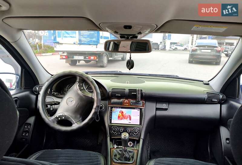 Седан Mercedes-Benz C-Class 2005 в Одессе