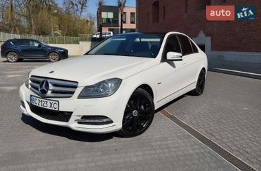 Седан Mercedes-Benz C-Class 2012 в Львове
