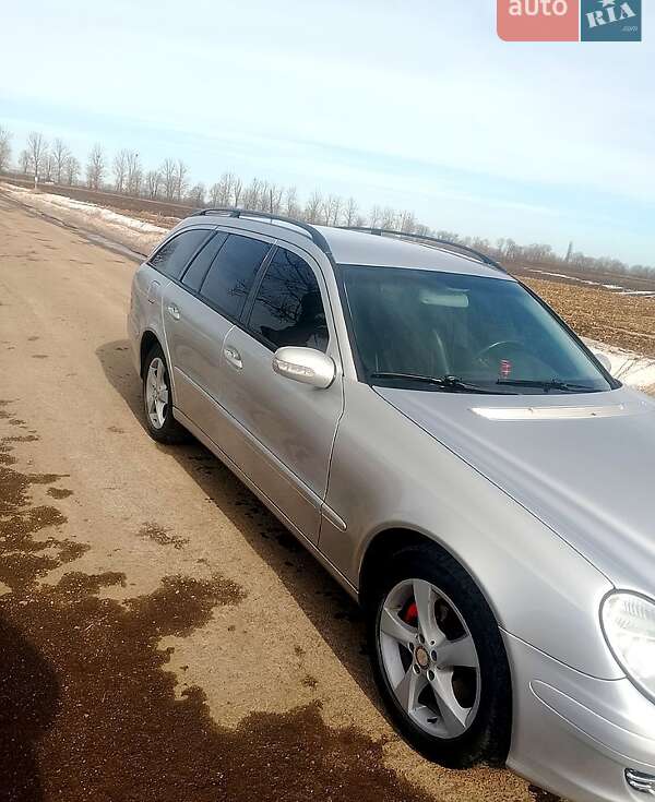 Mercedes-Benz C-Class 2004