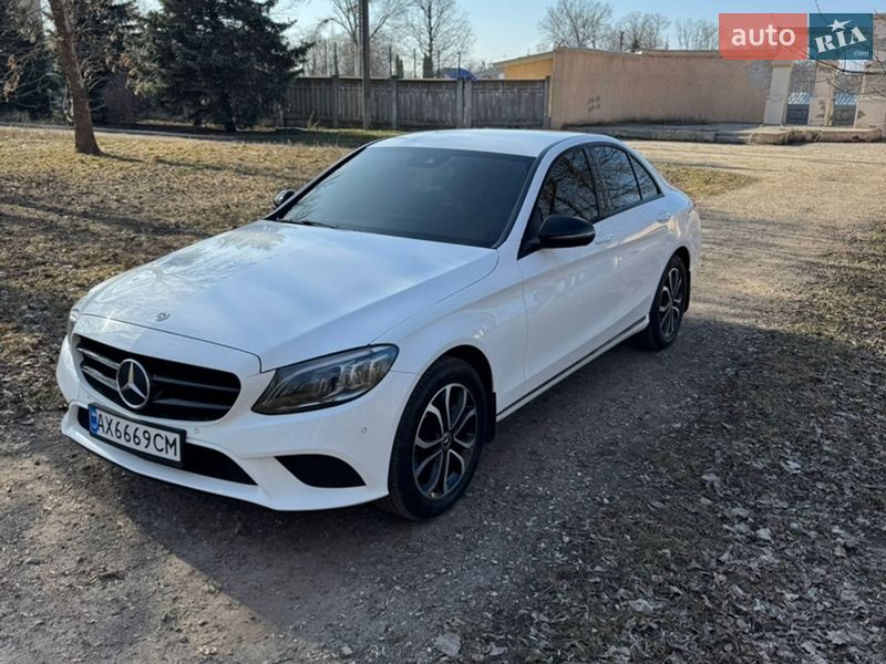 Mercedes-Benz C-Class 2018