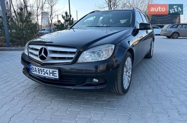 Универсал Mercedes-Benz C-Class 2009 в Кропивницком