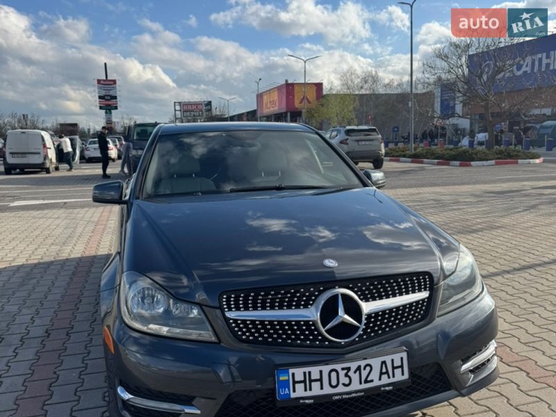 Mercedes-Benz C-Class 2012