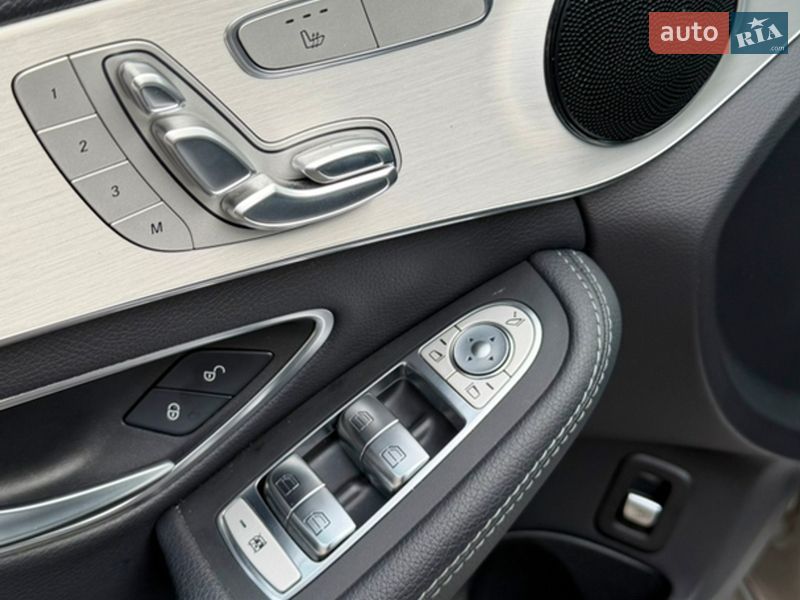 Седан Mercedes-Benz C-Class 2019 в Киеве