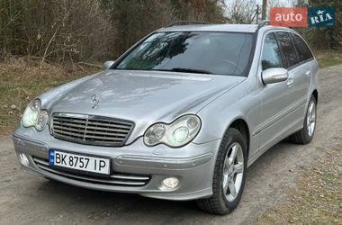 Універсал Mercedes-Benz C-Class 2004 в Березному