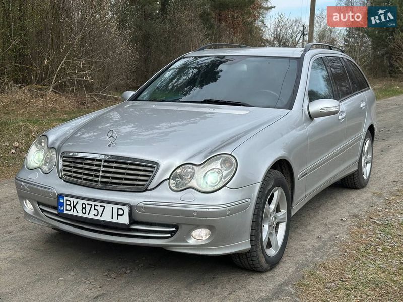 Mercedes-Benz C-Class 2004