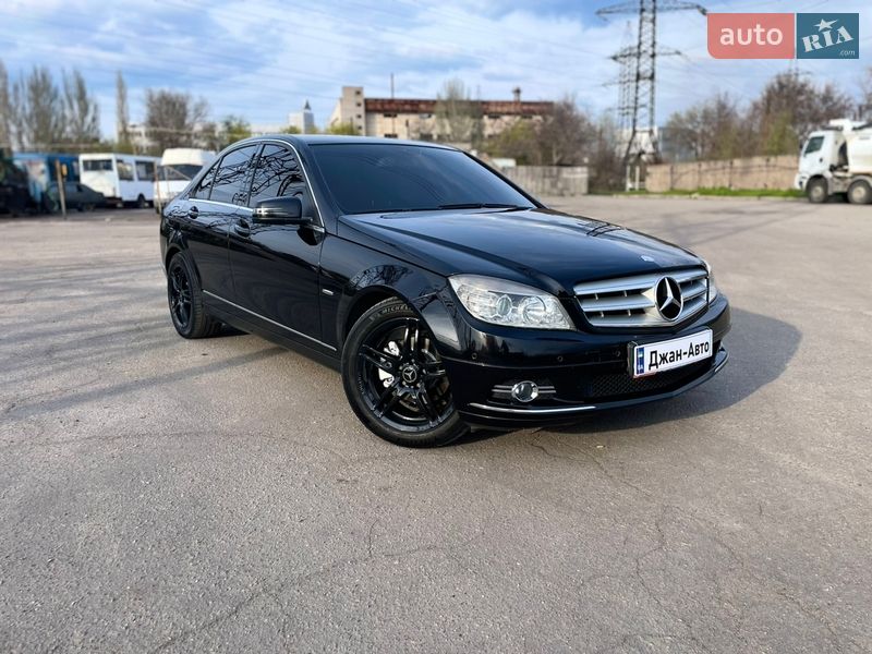 Mercedes-Benz C-Class 2008