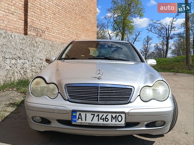 Седан Mercedes-Benz C-Class 2002 в Кривом Роге