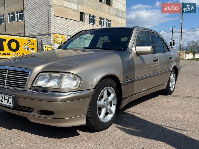 Седан Mercedes-Benz C-Class 2000 в Николаеве