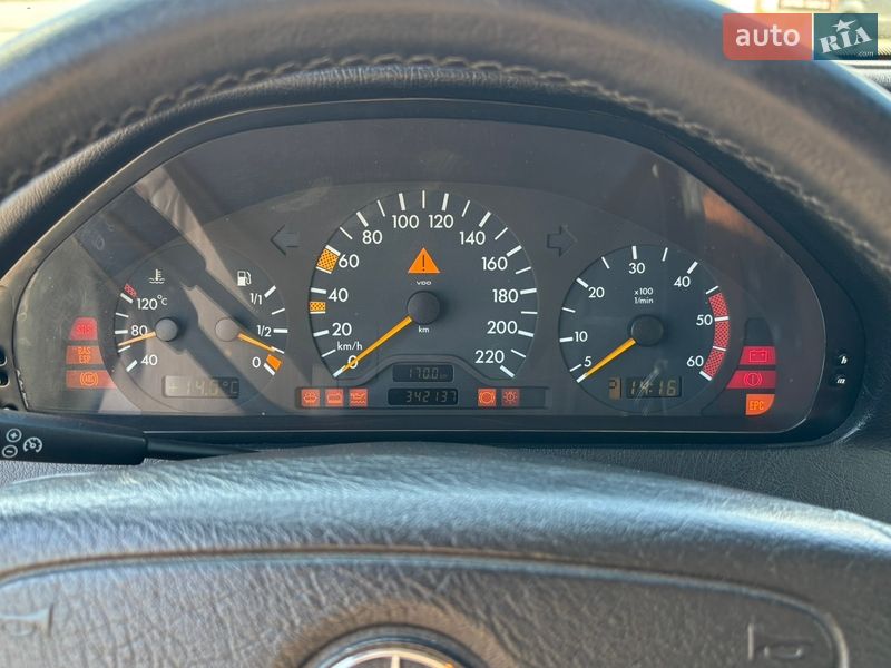 Седан Mercedes-Benz C-Class 2000 в Николаеве