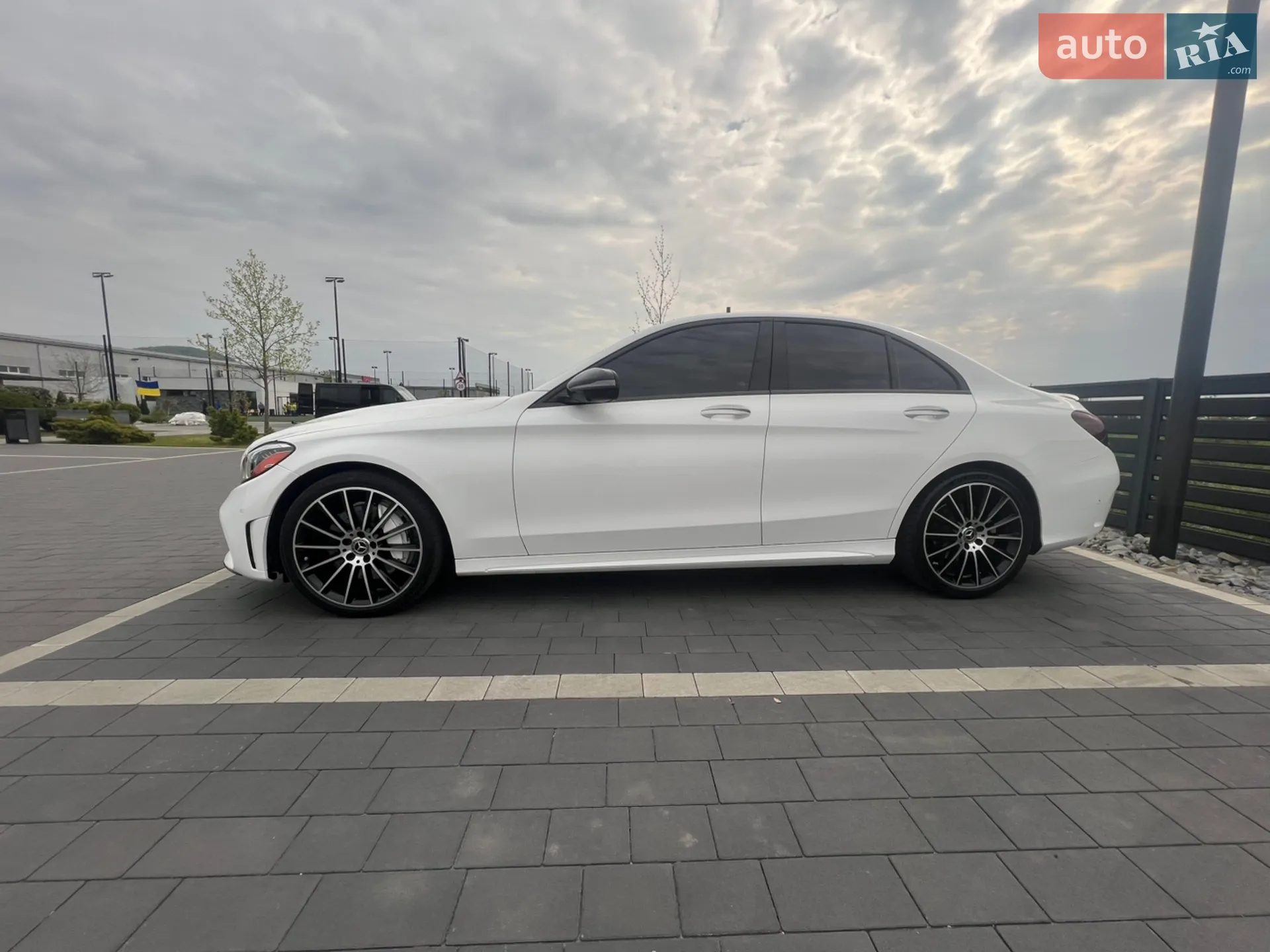 2020 Mercedes-Benz C-klasse - мініатюра 11