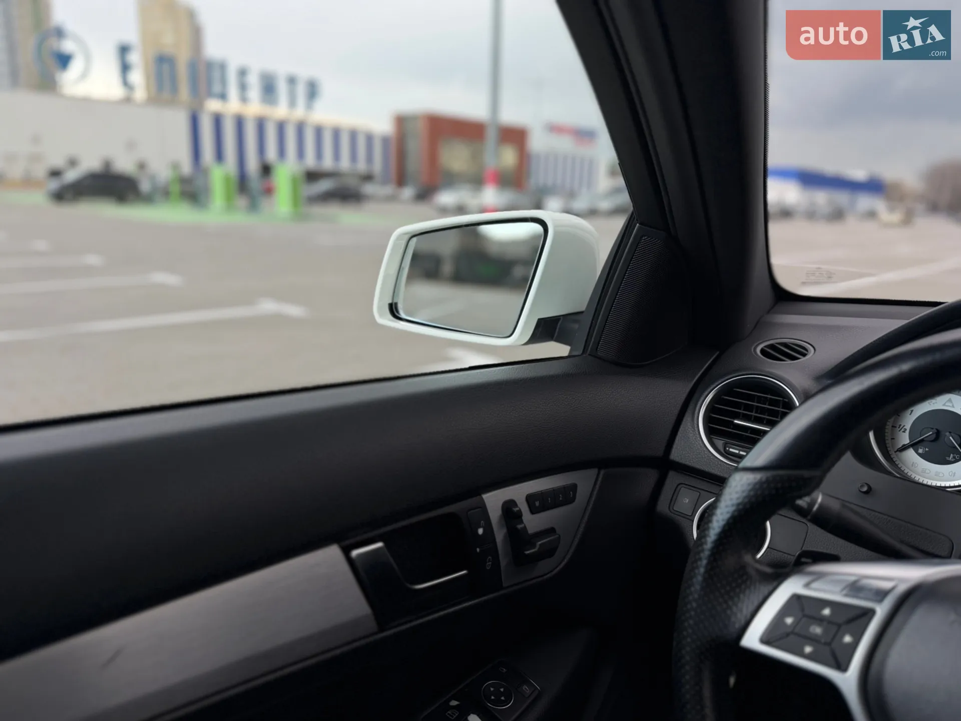 2012 Mercedes-Benz C-klasse - мініатюра 13