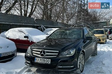 Седан Mercedes-Benz C-Class 2012 в Киеве