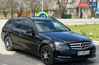 Універсал Mercedes-Benz C-Class 2011 в Старокостянтинові