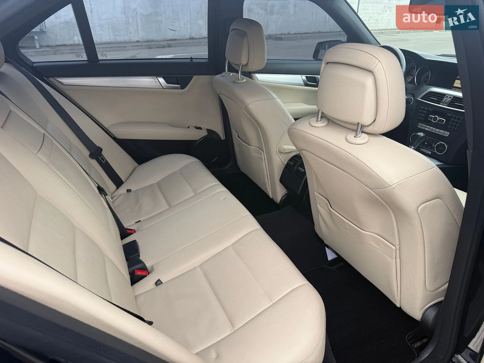 2011 Mercedes-Benz C-klasse - мініатюра 23