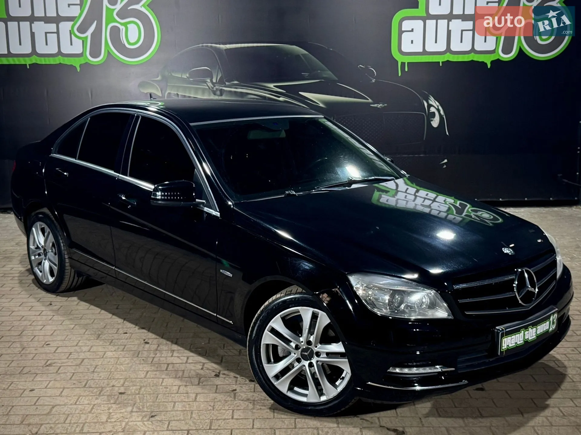 2010 Mercedes-Benz C-klasse - мініатюра 2