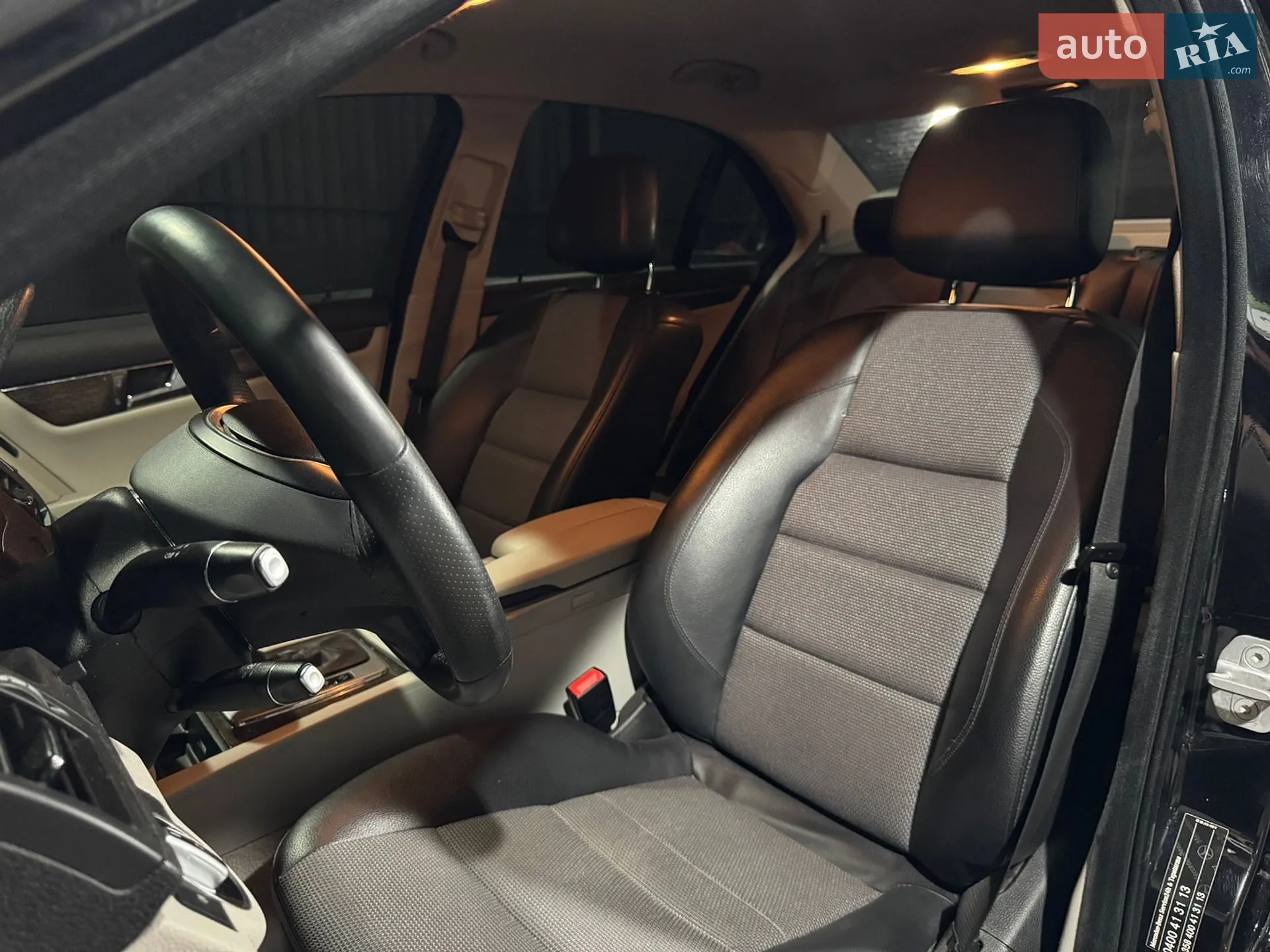 2010 Mercedes-Benz C-klasse - мініатюра 13