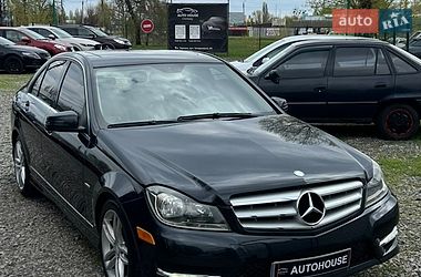 Седан Mercedes-Benz C-Class 2011 в Черкассах