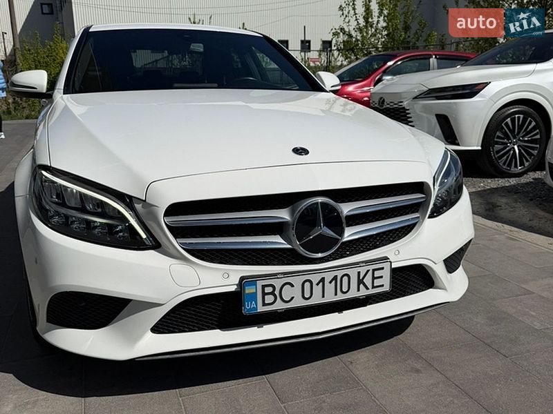 Mercedes-Benz C-Class 2020