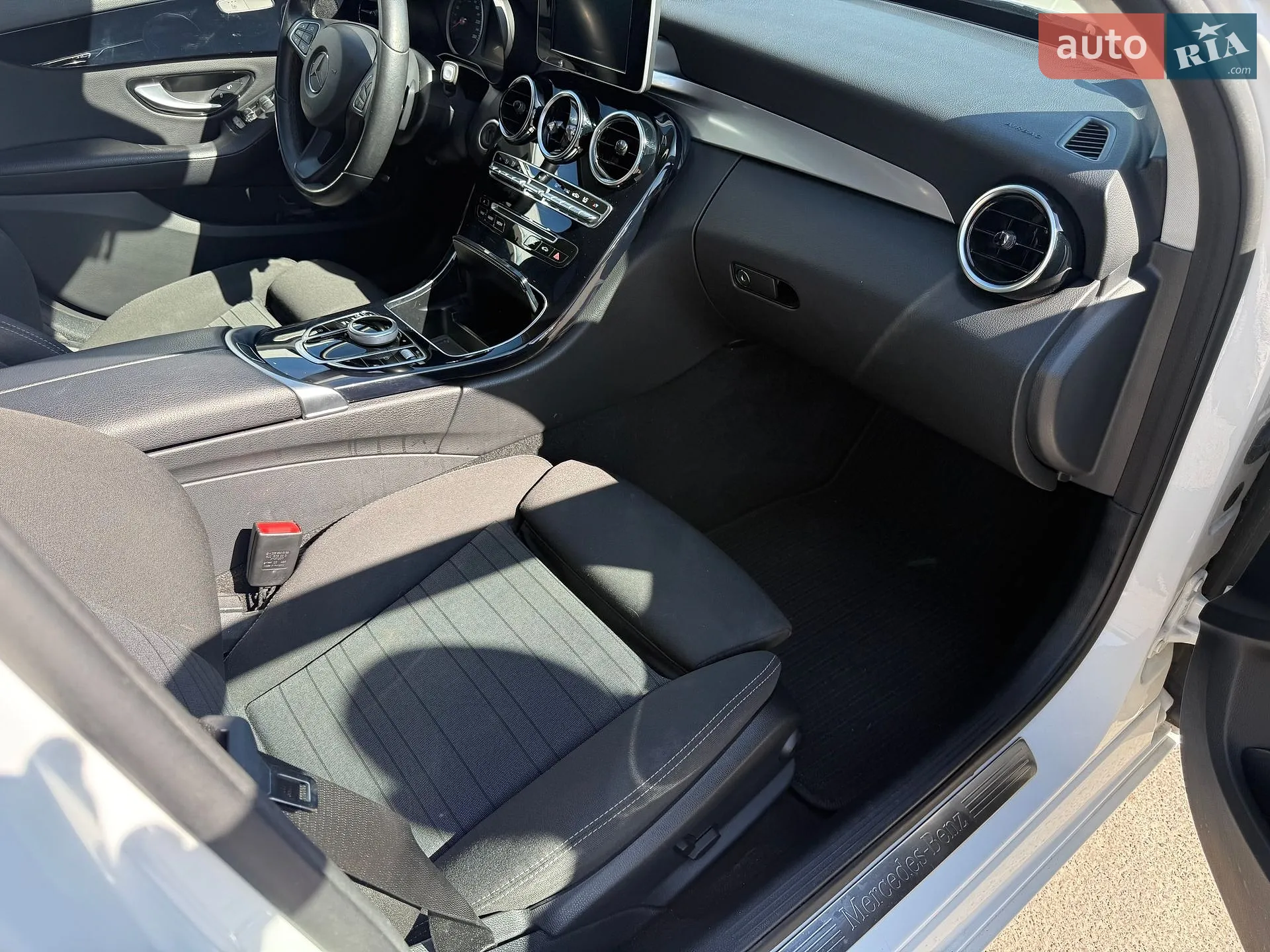 2017 Mercedes-Benz C-klasse - мініатюра 52