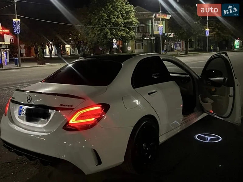 Mercedes-Benz C-Class 2015 VIN 55SWF4JB0GU132721 фото оголошення 18 з 65