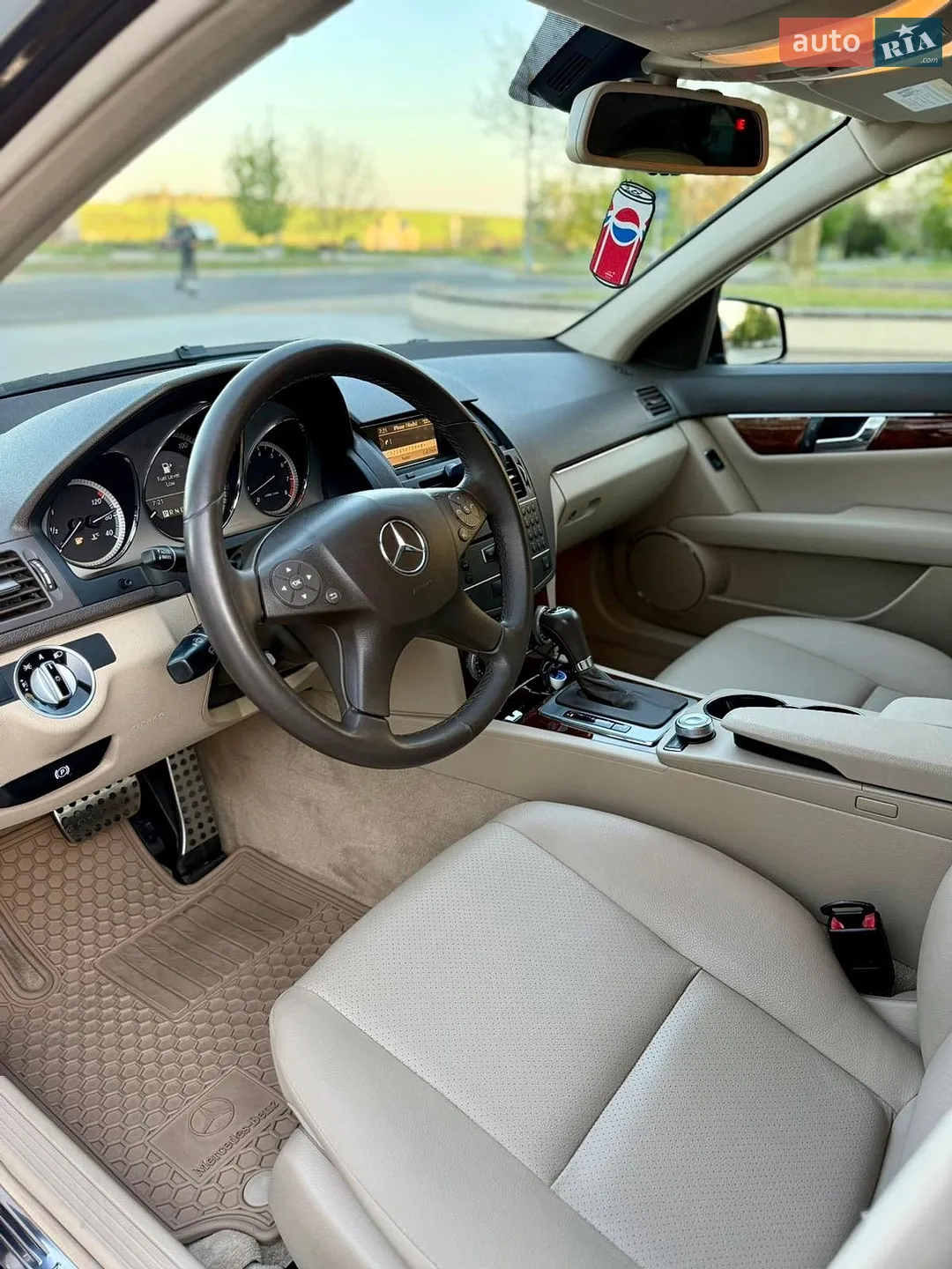 2011 Mercedes-Benz C-klasse - мініатюра 14