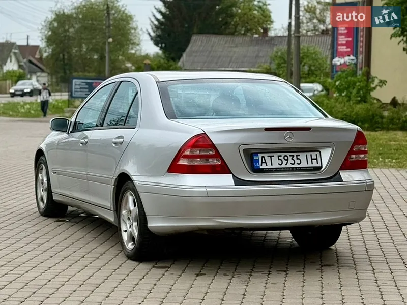 Mercedes-Benz C-Class 2003 VIN WDB2030461F492287 фото оголошення 8 з 50