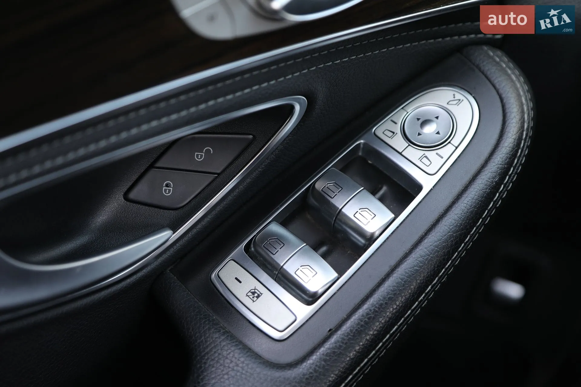 2016 Mercedes-Benz C-klasse - мініатюра 28
