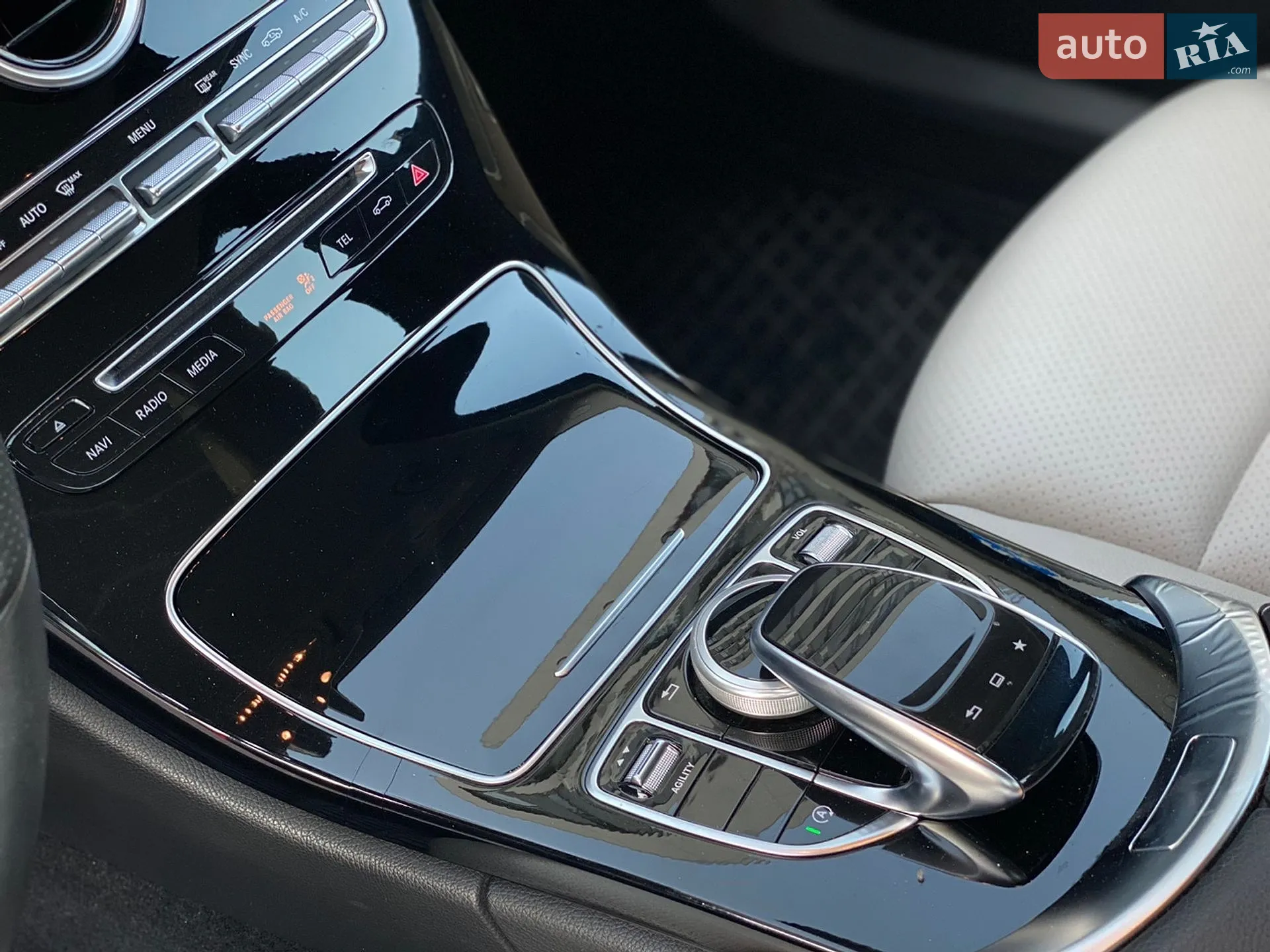 2015 Mercedes-Benz C-klasse - мініатюра 17