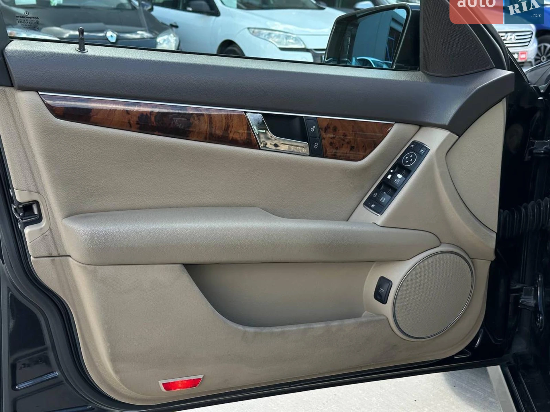 2012 Mercedes-Benz C-klasse - мініатюра 17
