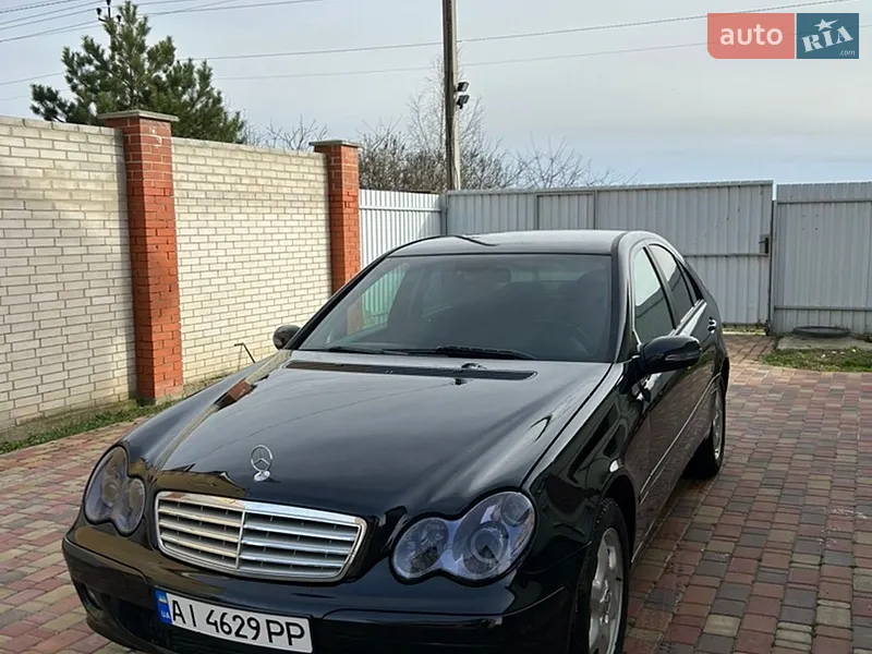 Mercedes-Benz C-Class