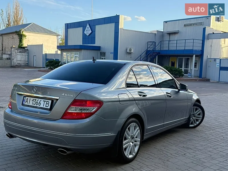 Mercedes-Benz C-Class 2009 VIN WDD2040871F458048 фото оголошення 7 з 91