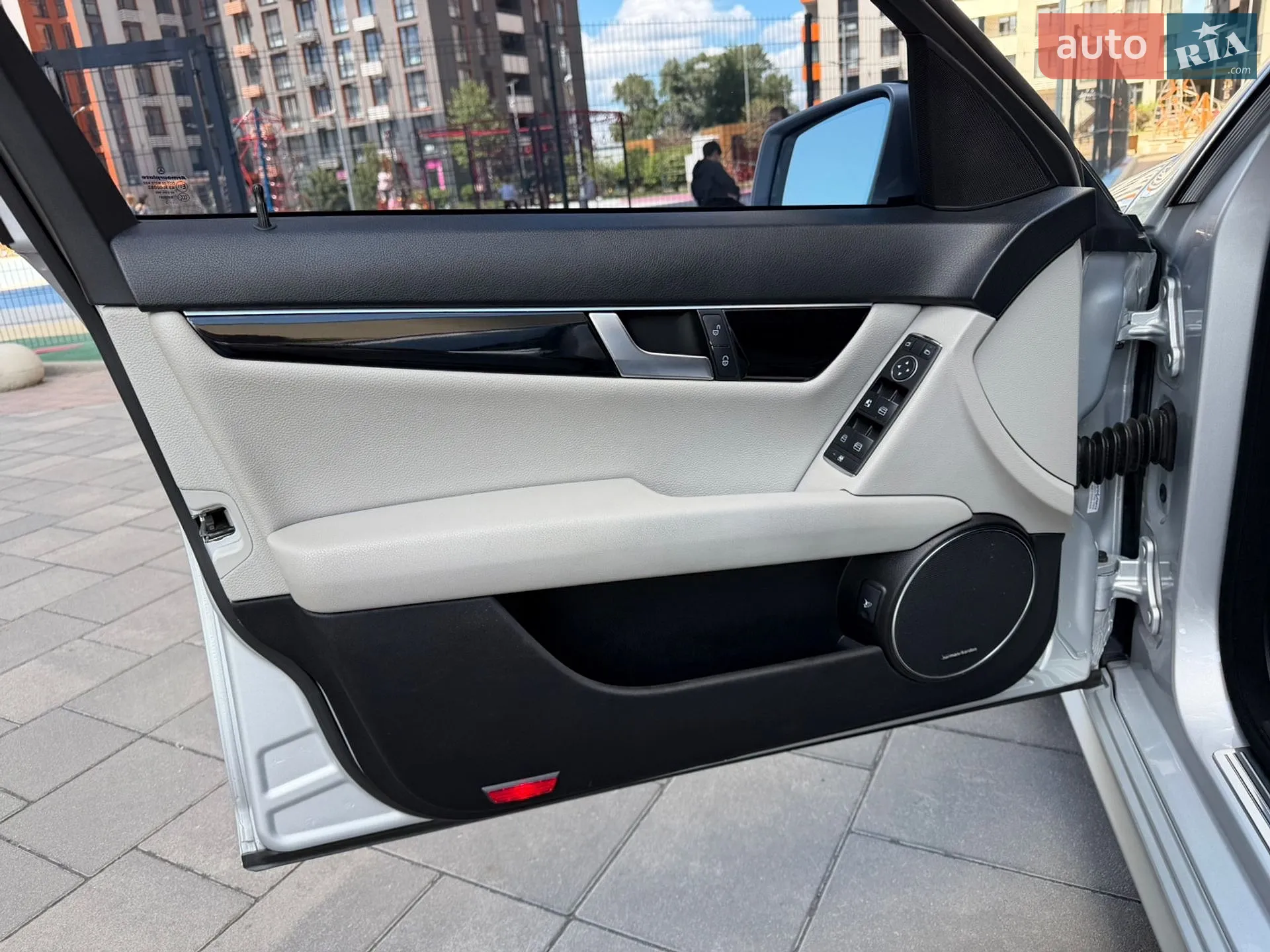 2012 Mercedes-Benz C-klasse - мініатюра 8
