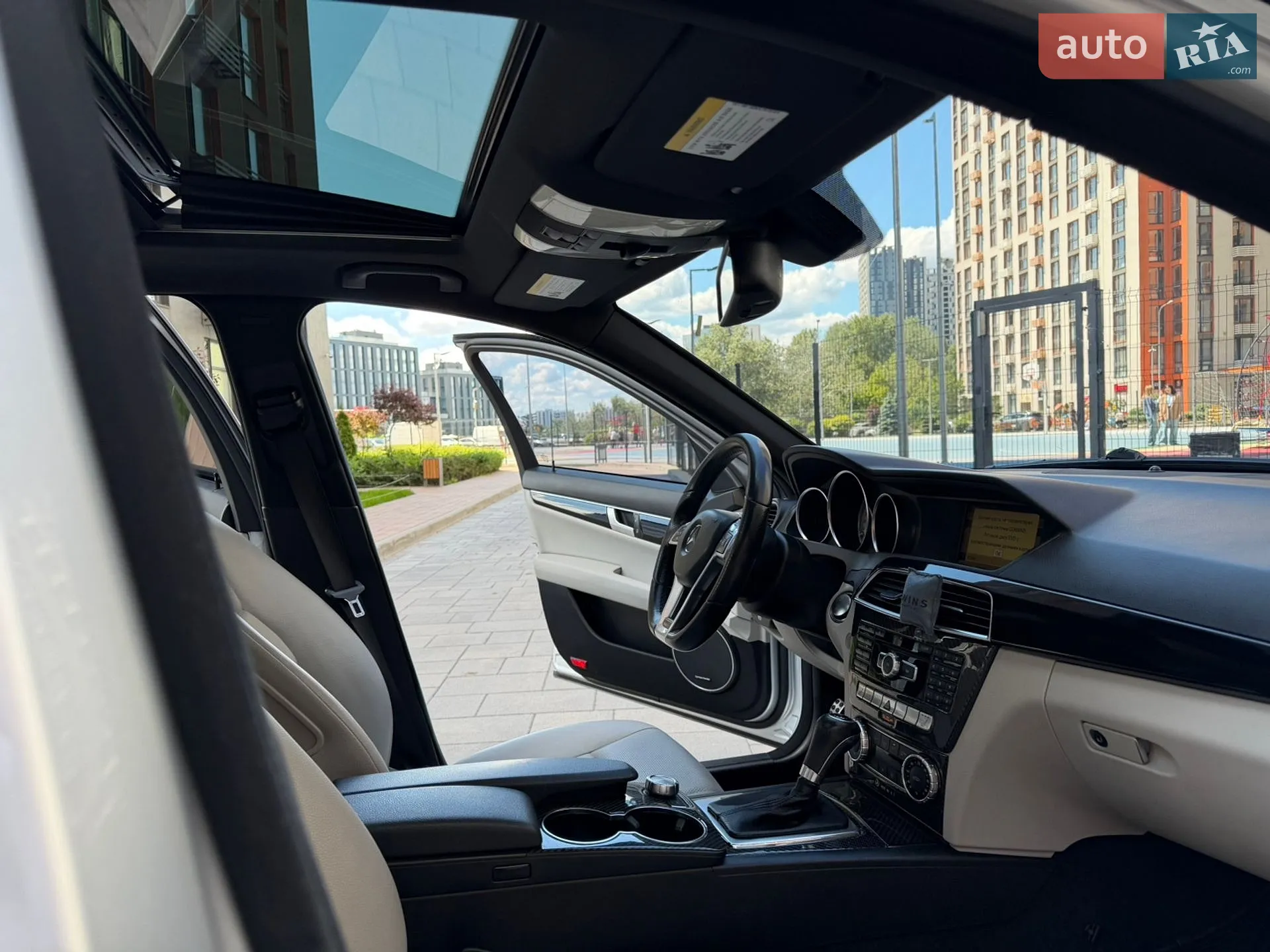 2012 Mercedes-Benz C-klasse - мініатюра 20