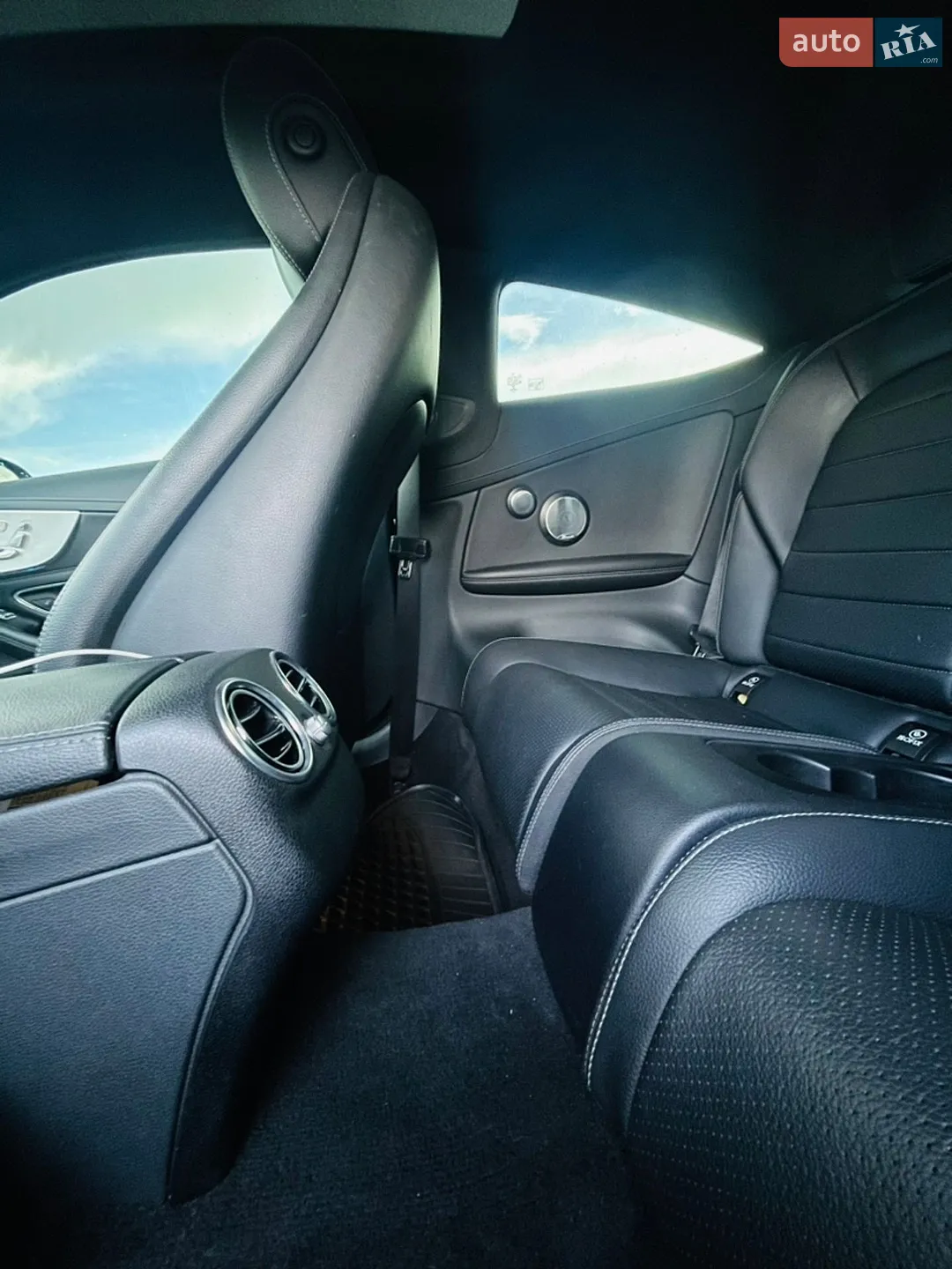 2016 Mercedes-Benz C-klasse - мініатюра 31