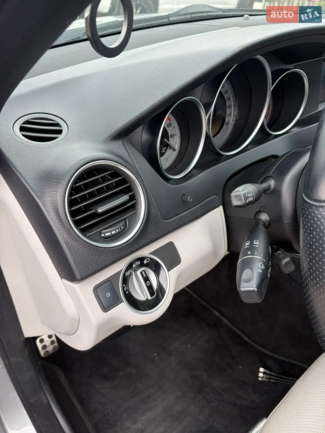 2012 Mercedes-Benz C-klasse - мініатюра 13