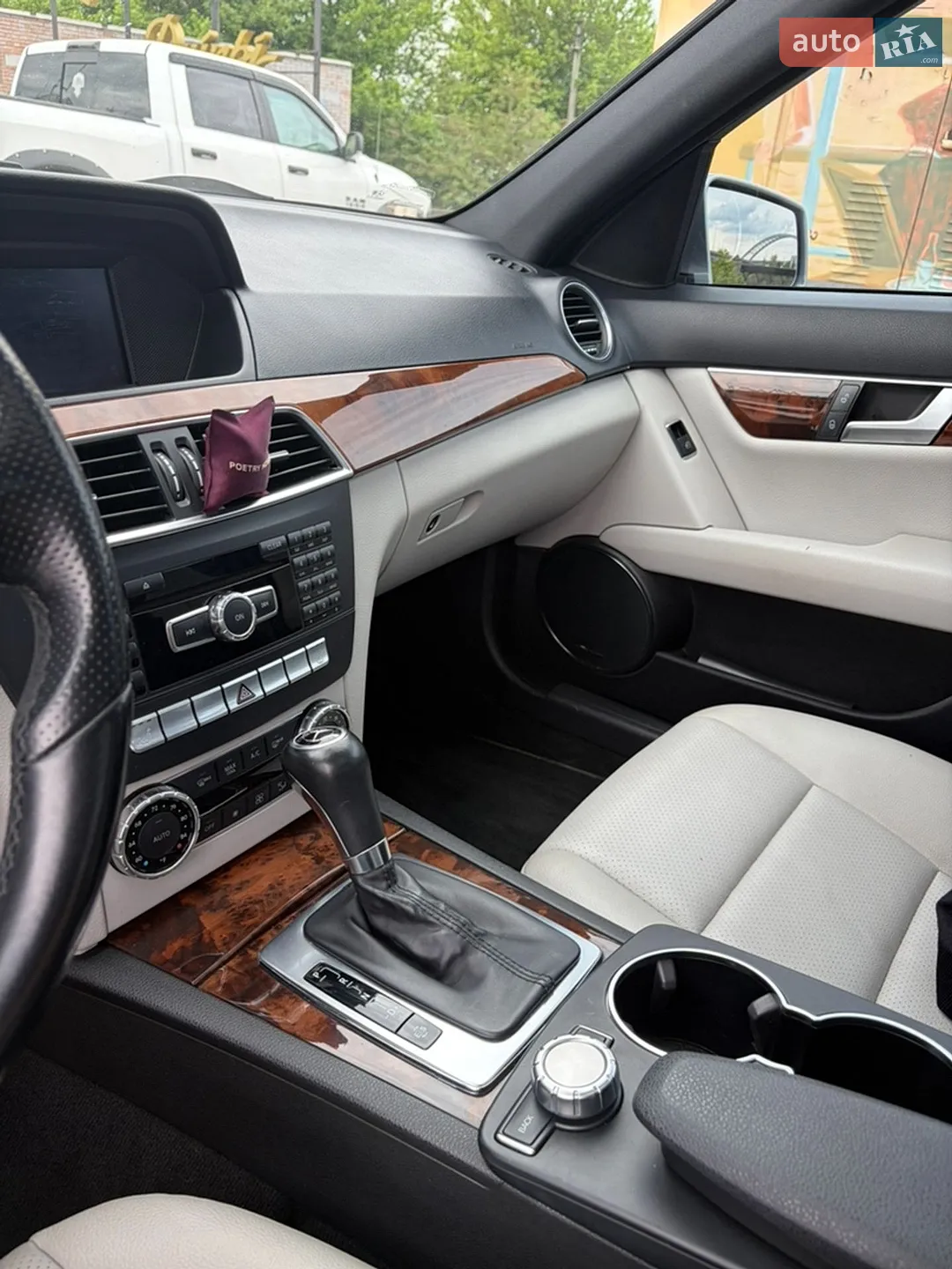 2012 Mercedes-Benz C-klasse - мініатюра 19