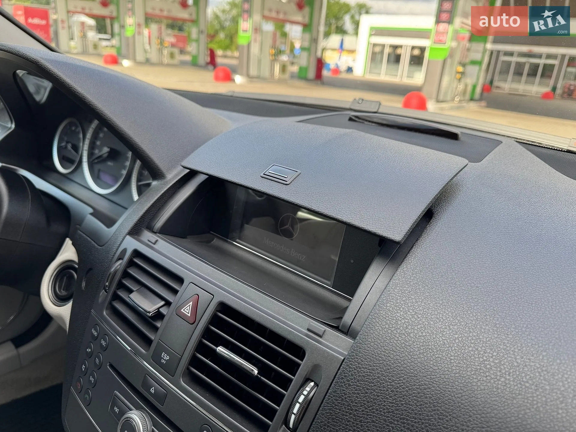 2010 Mercedes-Benz C-klasse - мініатюра 16