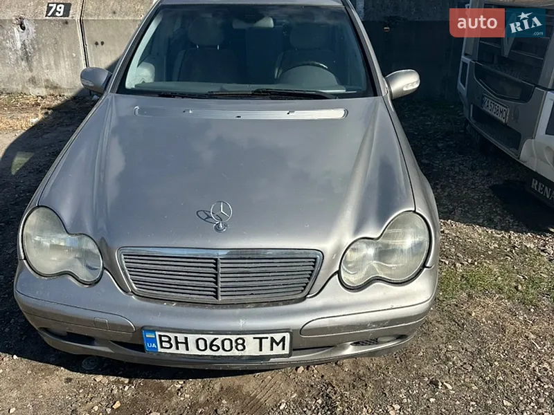 Mercedes-Benz C-Class