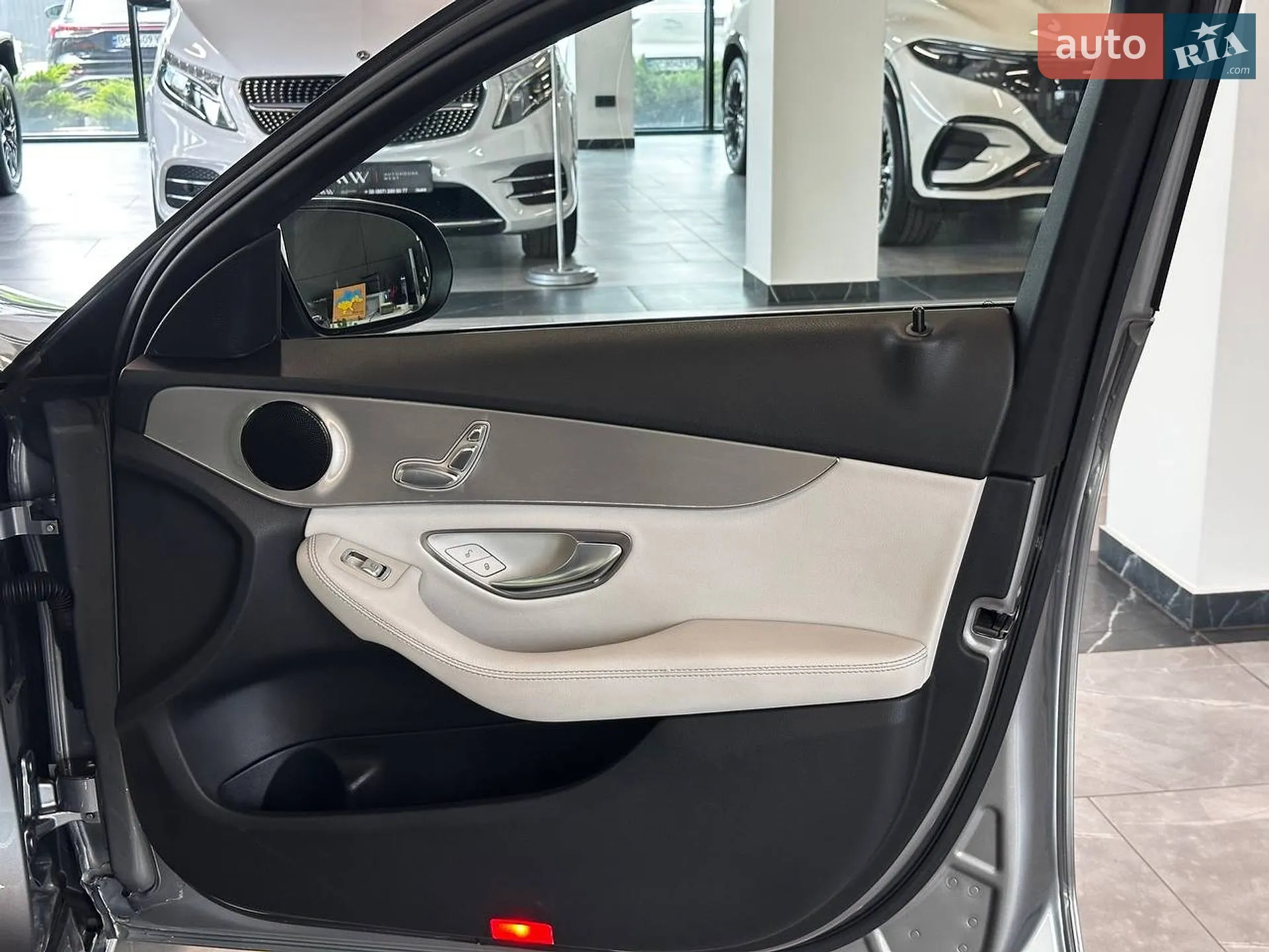 2016 Mercedes-Benz C-klasse - мініатюра 24