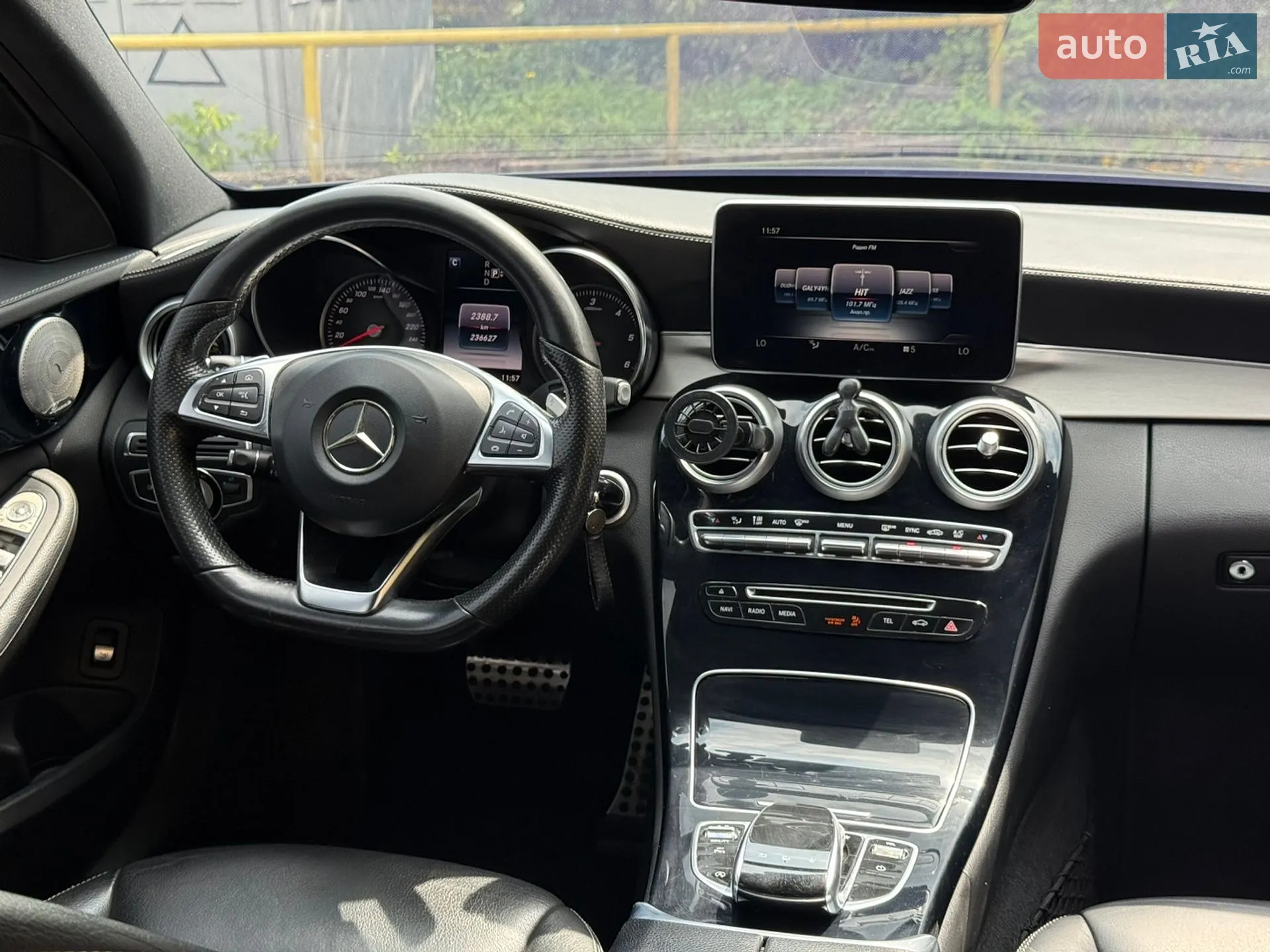 2015 Mercedes-Benz C-klasse - мініатюра 36