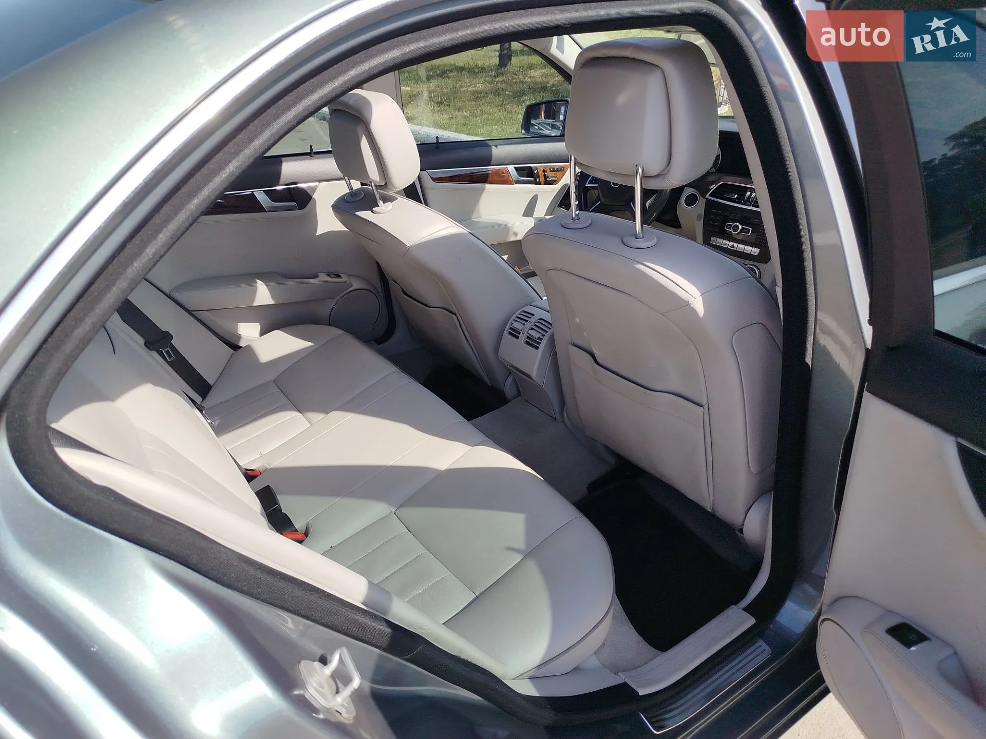 2011 Mercedes-Benz C-klasse - мініатюра 24