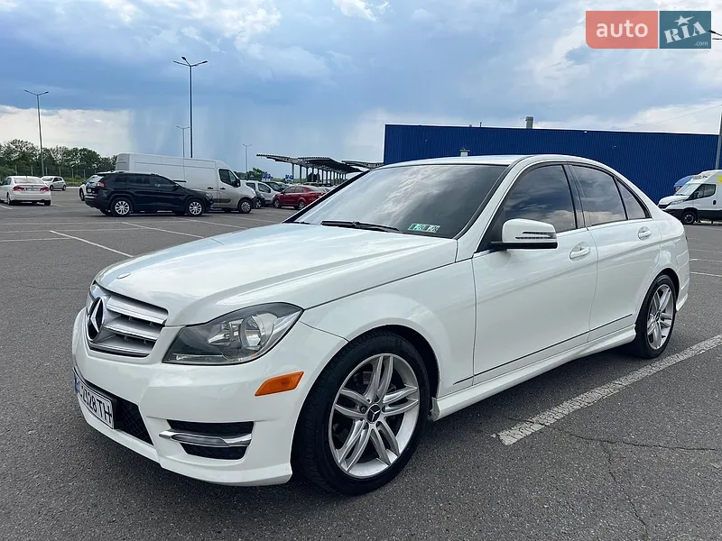 Mercedes-Benz C-Class