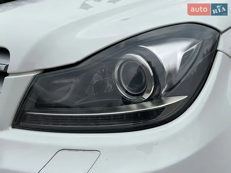Mercedes-Benz C-Class 2013 VIN WDD2040841A921279 фото оголошення 32 з 74